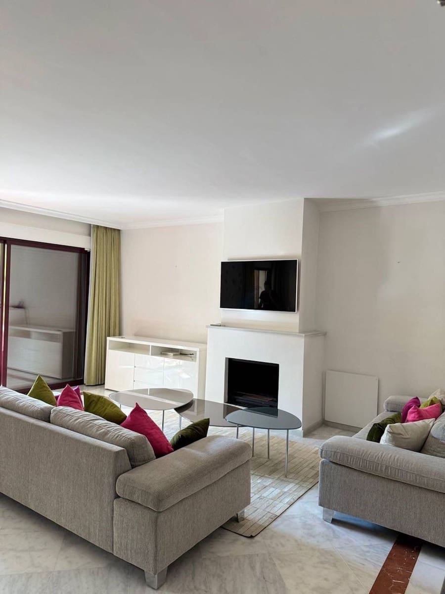 4 sovrum Hus för semesterbostäder i Marbella med pool garage - 4 500 € (Ref: 9733317)