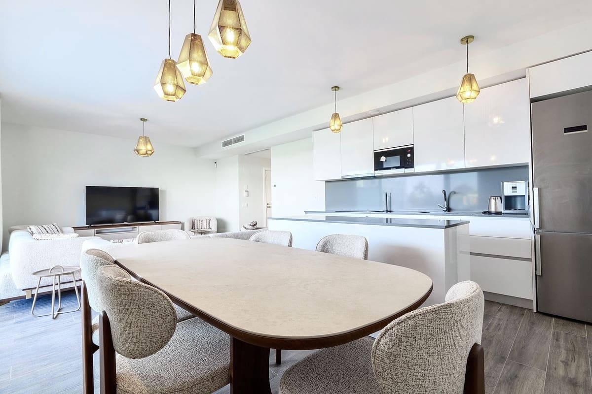 3 bedroom Apartment for holiday rental in Cancelada with pool garage - € 2,000 (Ref: 9733318)