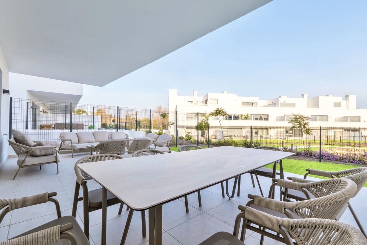 3 bedroom Apartment for holiday rental in Cancelada with pool garage - € 2,000 (Ref: 9733318)