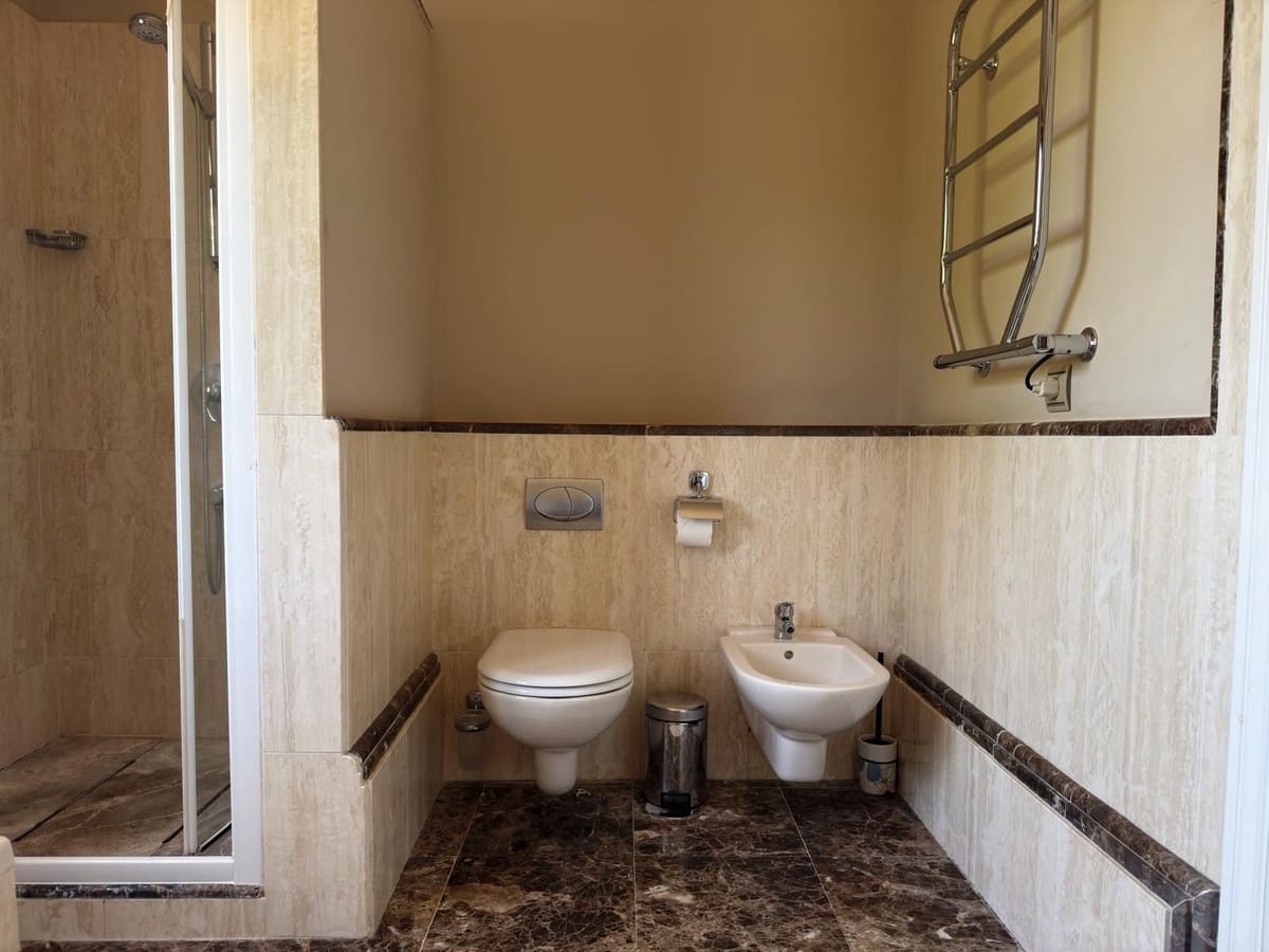 Villa/Maison de 5 chambres de location de vacances à La Zagaleta avec piscine garage - 10 000 € (Ref: 9733324)