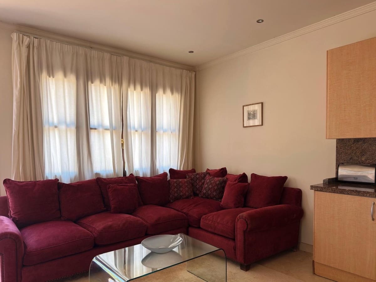 Villa/Maison de 5 chambres de location de vacances à La Zagaleta avec piscine garage - 10 000 € (Ref: 9733324)