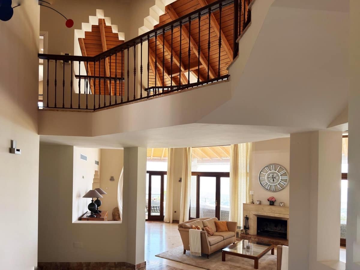 Villa/Maison de 5 chambres de location de vacances à La Zagaleta avec piscine garage - 10 000 € (Ref: 9733324)