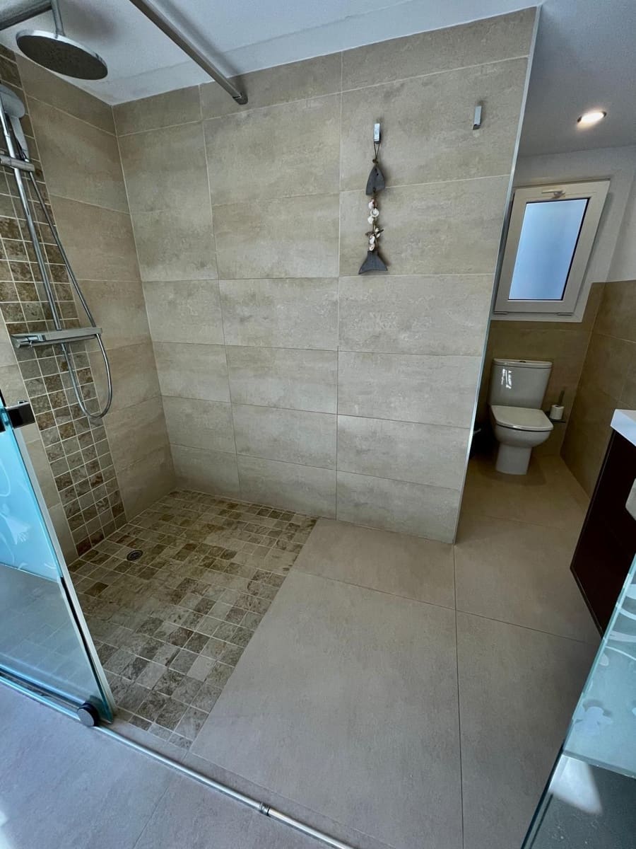 7 bedroom Villa for rent in San Pedro de Alcantara with pool garage - € 16,000 (Ref: 9733326)