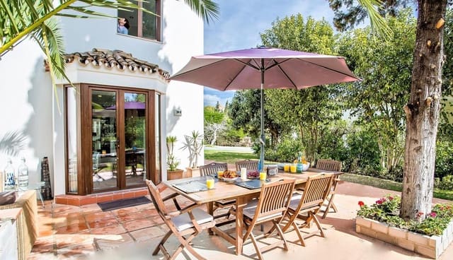 7 sypialnia Willa do wynajęcia w San Pedro de Alcantara, Marbella z basenem garażem - 16 000 € (Ref: 9733326)