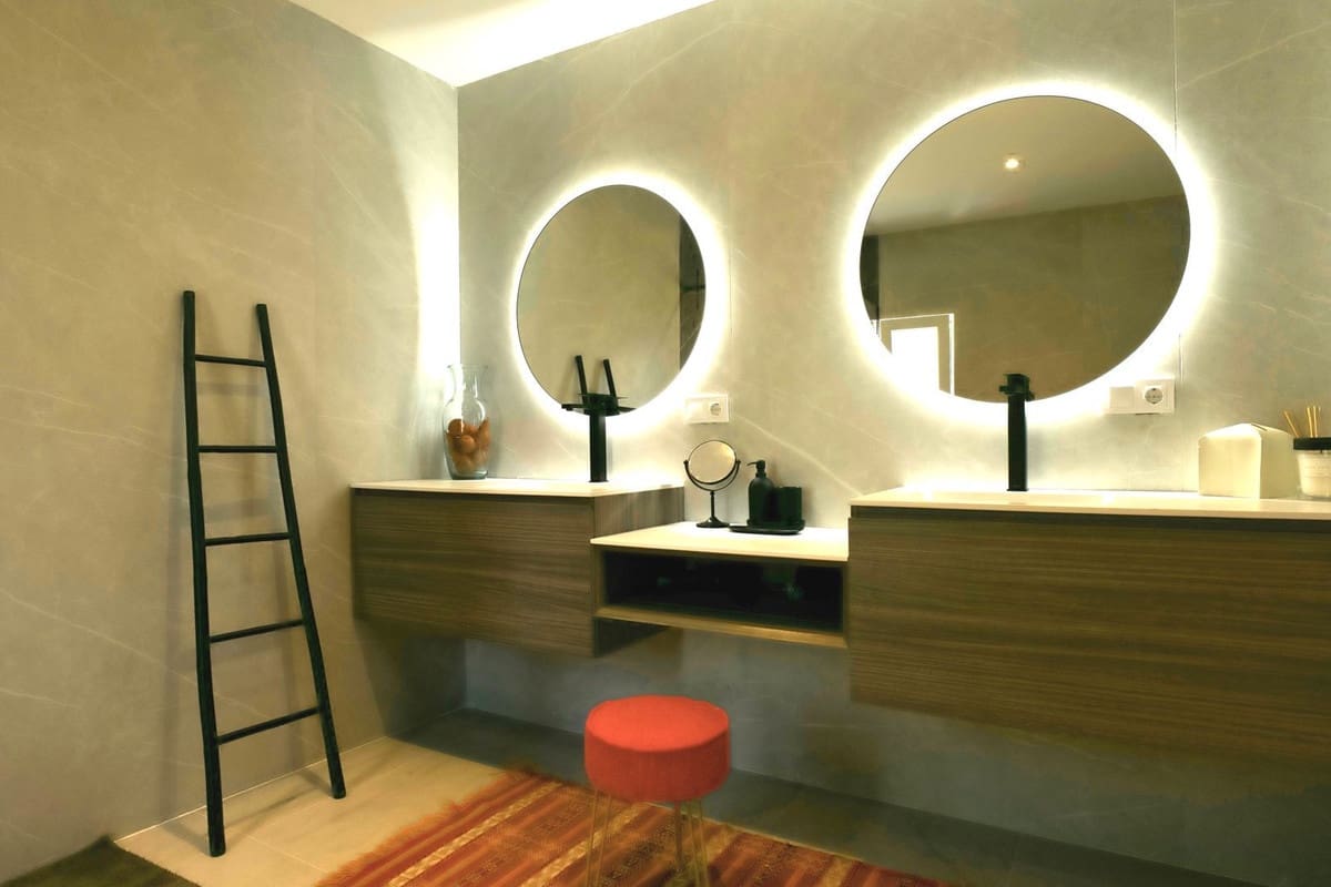 4 bedroom Villa for rent in Casares with pool garage - € 15,000 (Ref: 9733327)