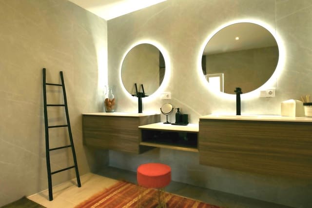 4 Zimmer Ferienvilla in Casares mit Pool Garage - 15.000 € (Ref: 9733328)