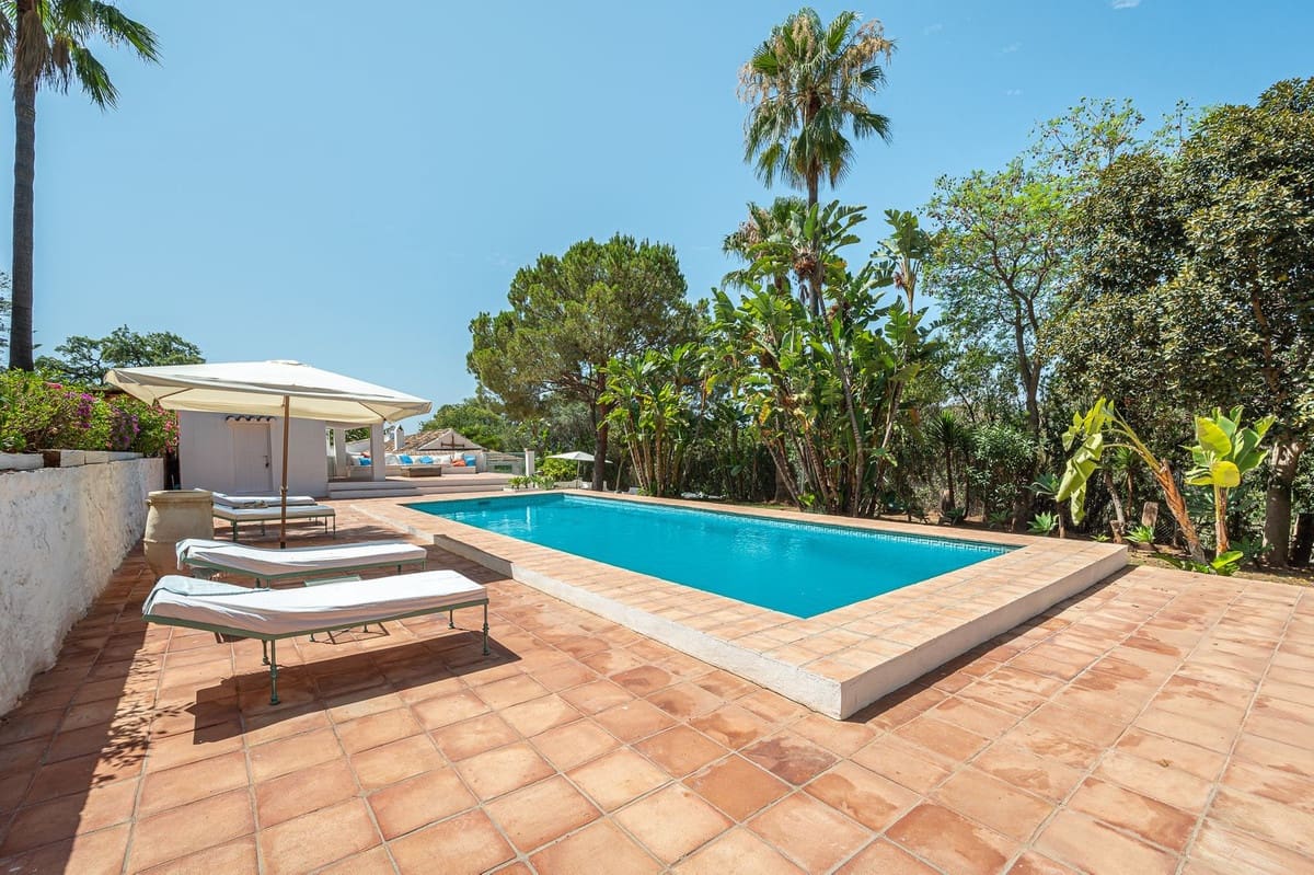 3 bedroom Villa for holiday rental in Nueva Andalucia with pool garage - € 4,800 (Ref: 9733332)