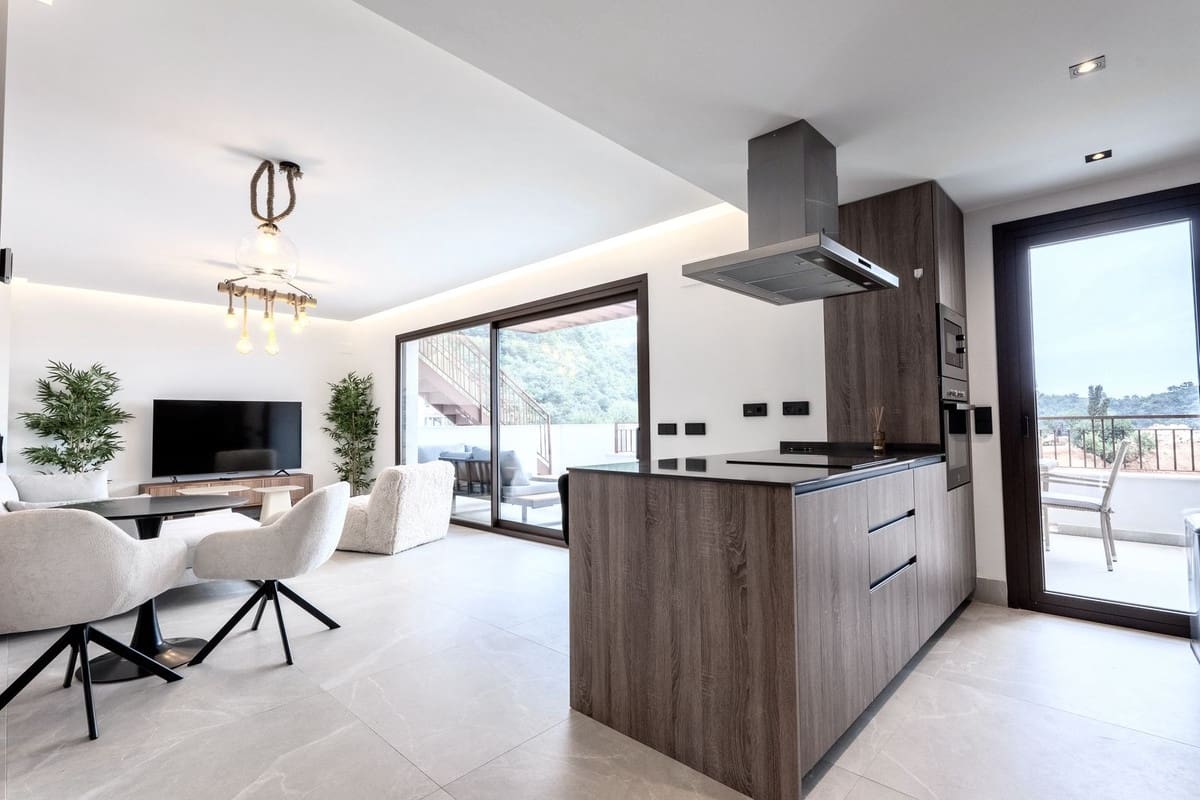 3 soverom Leilighet til leie i Cerro del Aguila med svømmebasseng garasje - € 3 700 (Ref: 9733336)