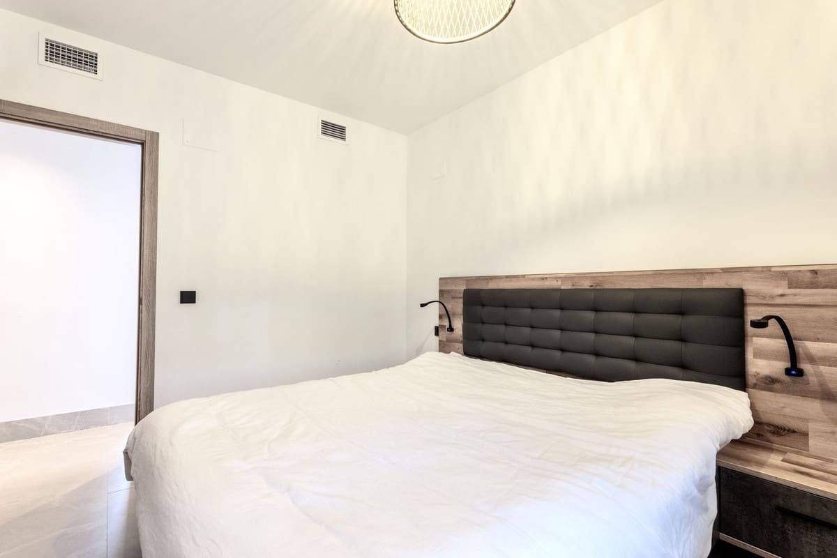 3 soverom Leilighet til leie i Cerro del Aguila med svømmebasseng garasje - € 3 700 (Ref: 9733336)
