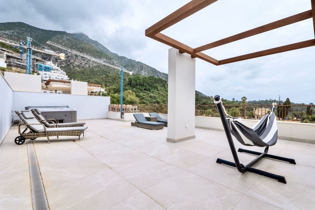 3 soverom Leilighet til leie i Cerro del Aguila med svømmebasseng garasje - € 3 700 (Ref: 9733336)