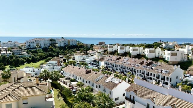 4 soverom Hus til leie i Riviera del Sol, Mijas med svømmebasseng garasje - € 3 500 (Ref: 9733339)