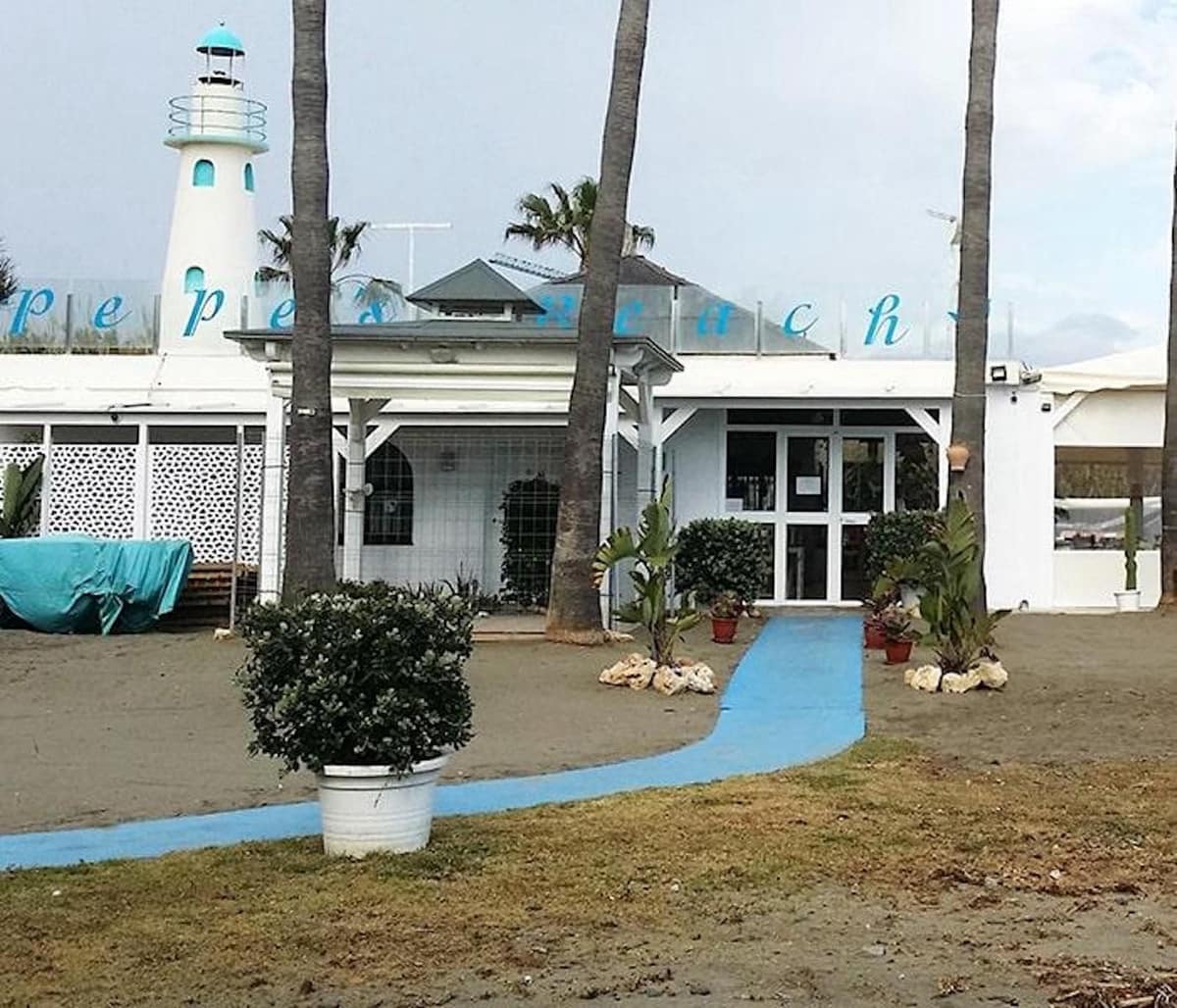 2 bedroom Apartment for rent in Costalita with pool garage - € 3,000 (Ref: 9733343)