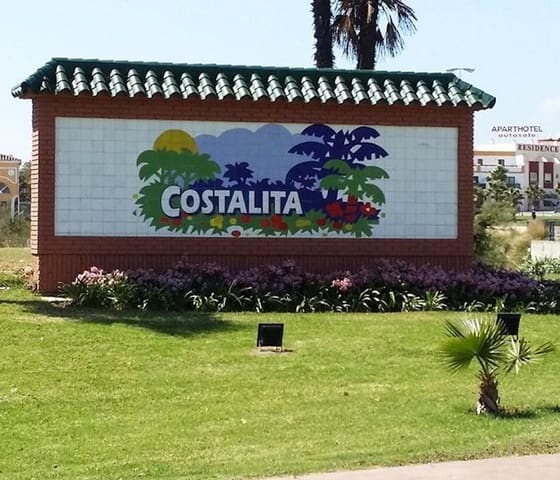 2 bedroom Apartment for rent in Costalita, Estepona with pool garage - € 3,000 (Ref: 9733343)