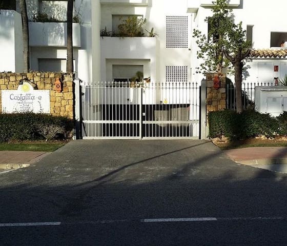 2 bedroom Apartment for rent in Costalita, Estepona with pool garage - € 3,000 (Ref: 9733343)