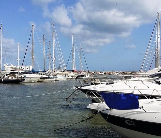 2 sypialnia Apartament do wynajęcia w Costalita, Estepona z basenem garażem - 3 000 € (Ref: 9733343)