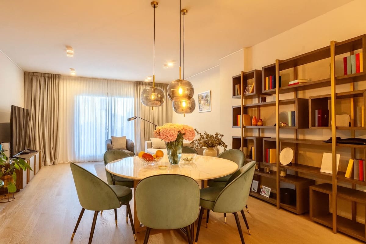 2 bedroom Apartment for rent in New Golden Mile with pool garage - € 3,000 (Ref: 9733344)