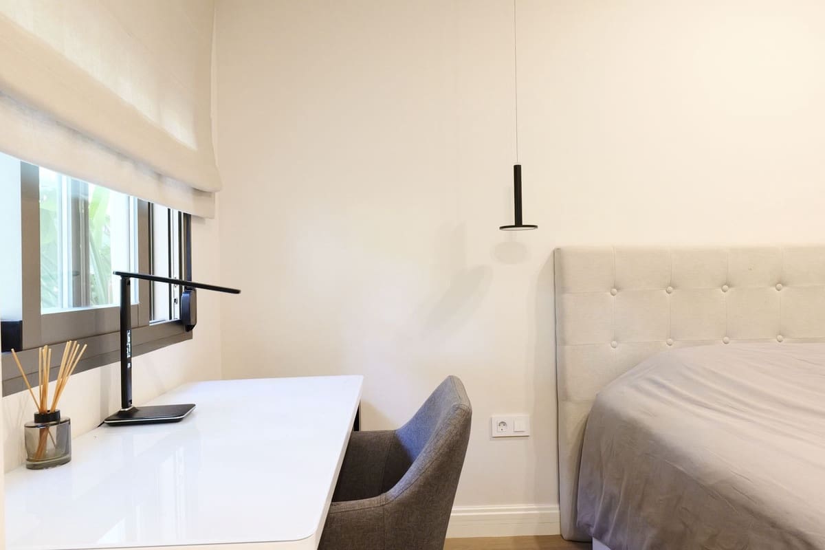 2 bedroom Apartment for rent in New Golden Mile with pool garage - € 3,000 (Ref: 9733344)