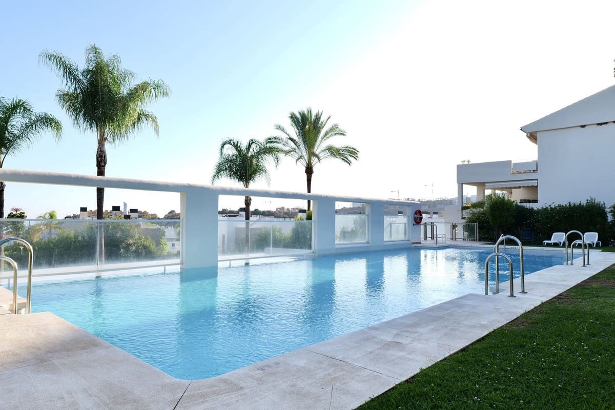 2 bedroom Apartment for rent in New Golden Mile with pool garage - € 3,000 (Ref: 9733344)