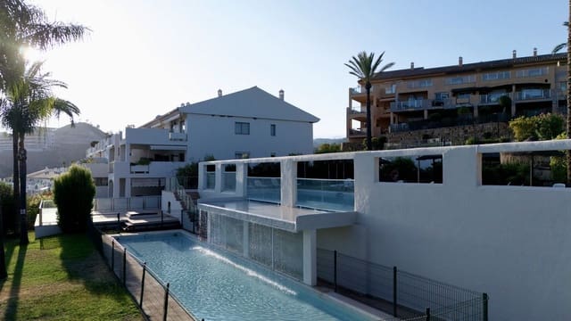 2 bedroom Apartment for rent in Selwo, Estepona with pool garage - € 3,000 (Ref: 9733344)