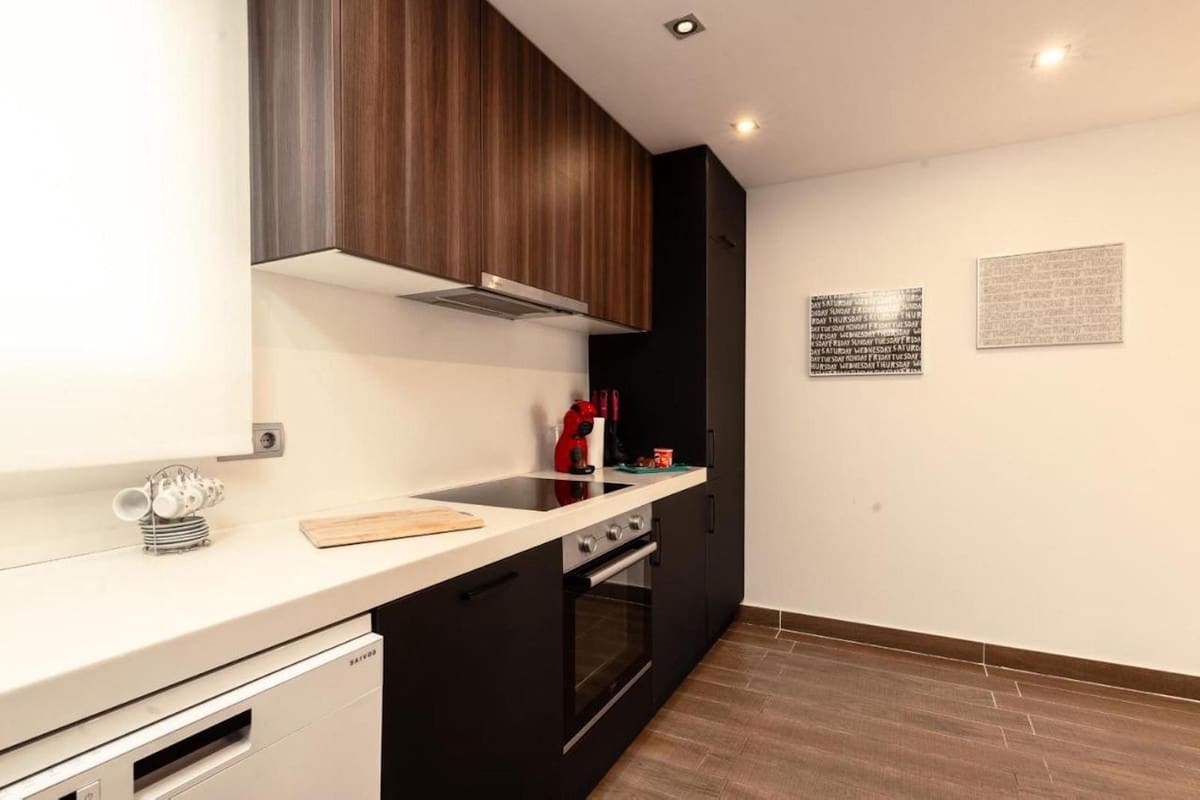 3 bedroom Apartment for rent in San Pedro de Alcantara with pool garage - € 2,700 (Ref: 9733346)