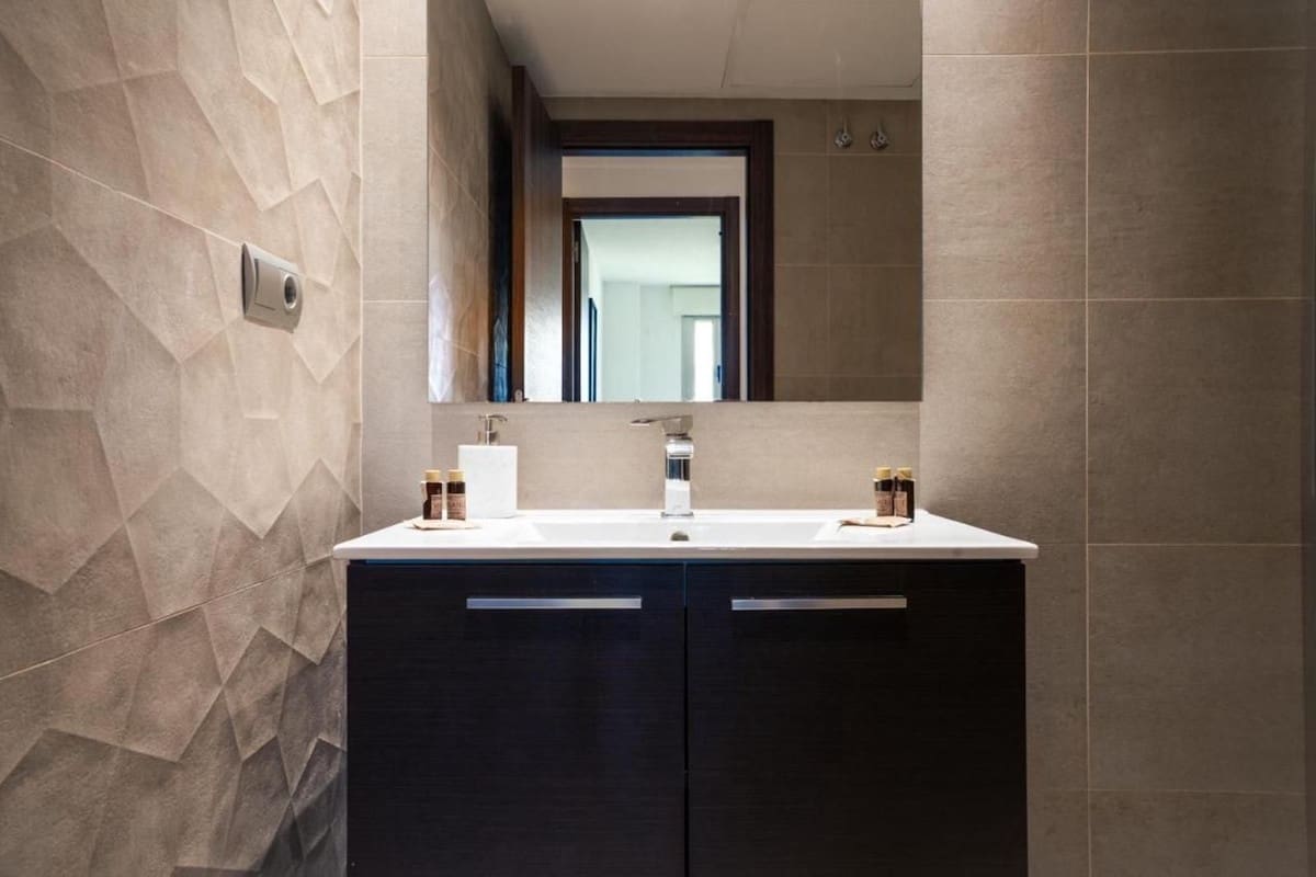 3 bedroom Apartment for rent in San Pedro de Alcantara with pool garage - € 2,700 (Ref: 9733346)