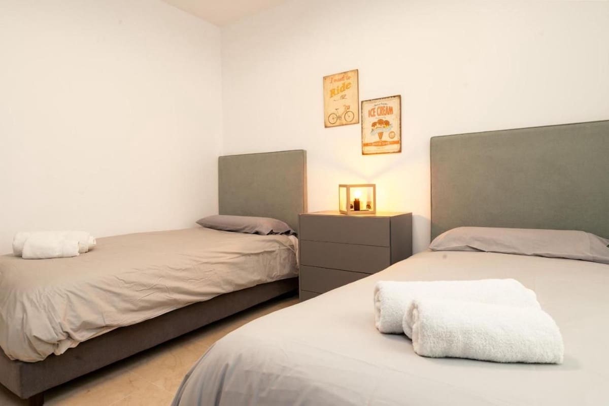 3 bedroom Apartment for rent in San Pedro de Alcantara with pool garage - € 2,700 (Ref: 9733346)