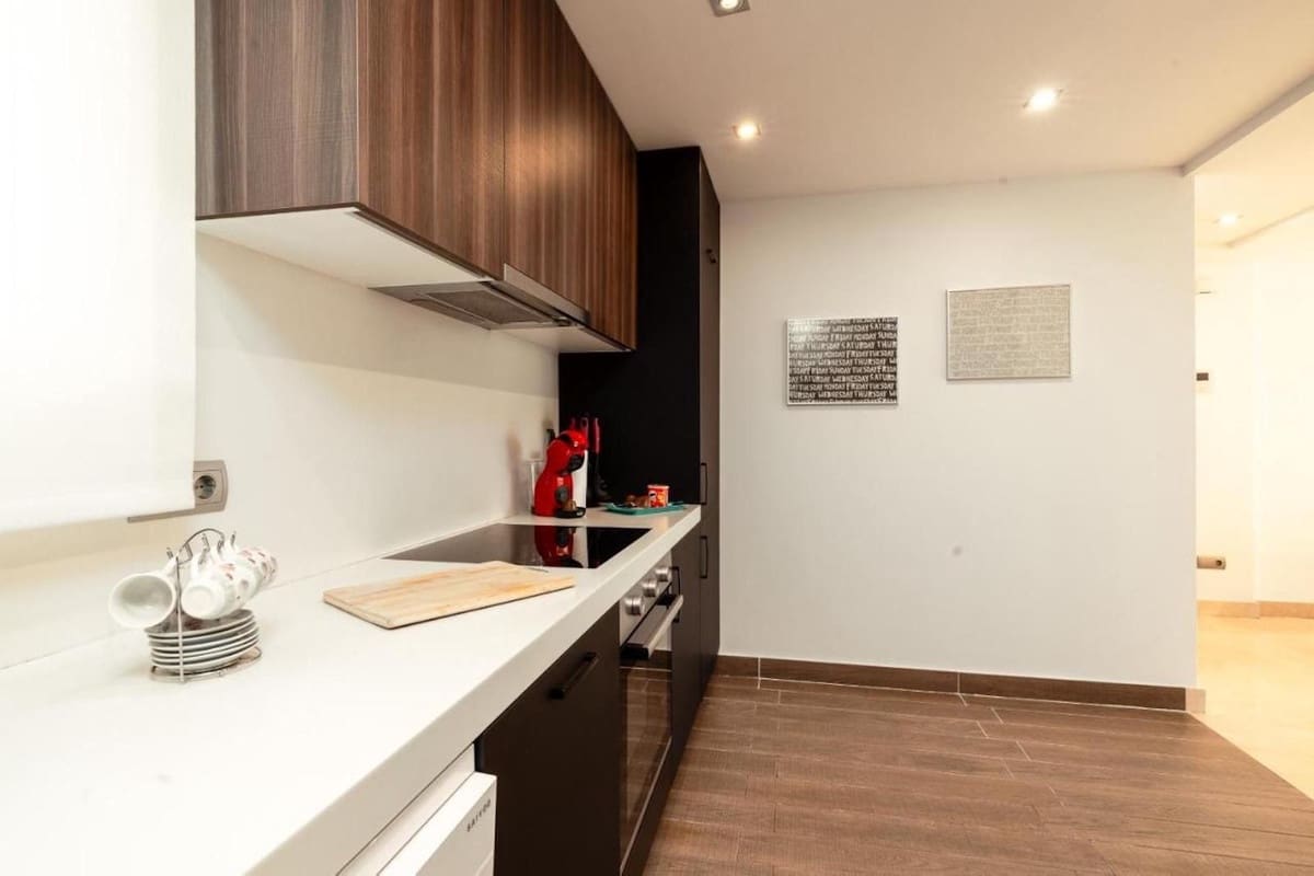 3 bedroom Apartment for rent in San Pedro de Alcantara with pool garage - € 2,700 (Ref: 9733346)