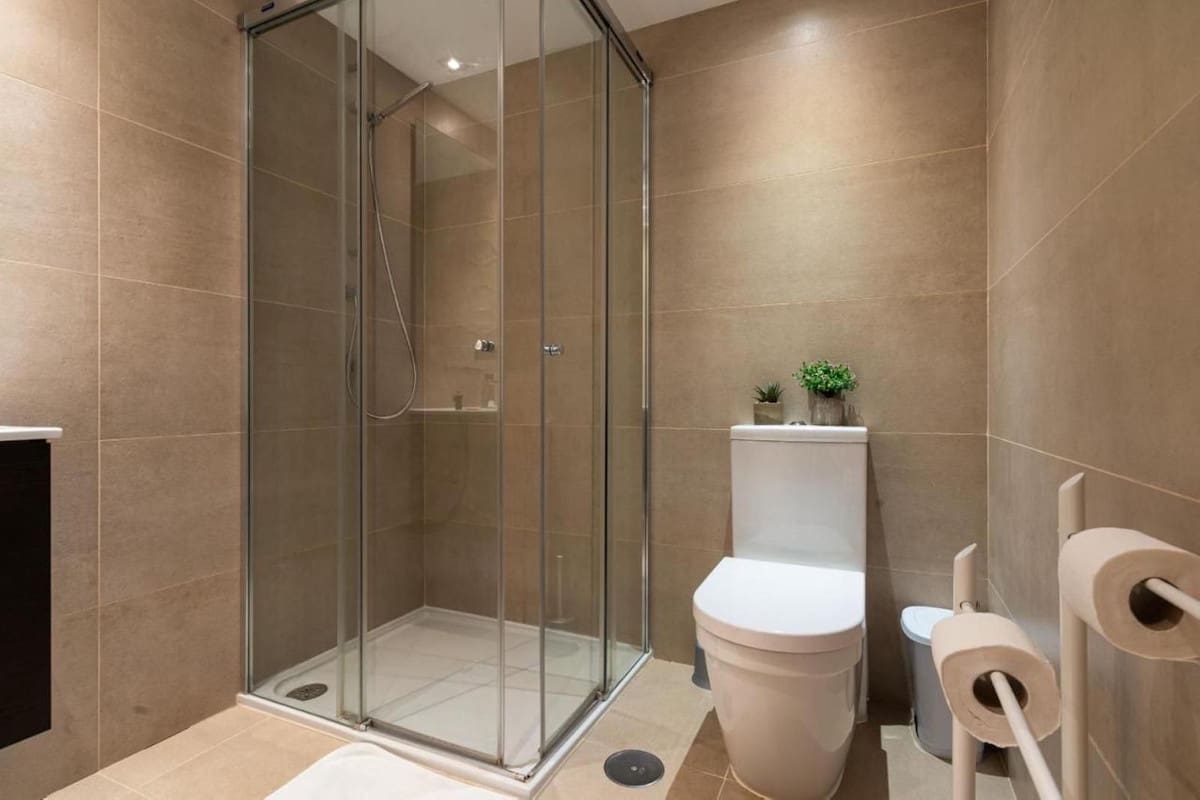3 bedroom Apartment for rent in San Pedro de Alcantara with pool garage - € 2,700 (Ref: 9733346)