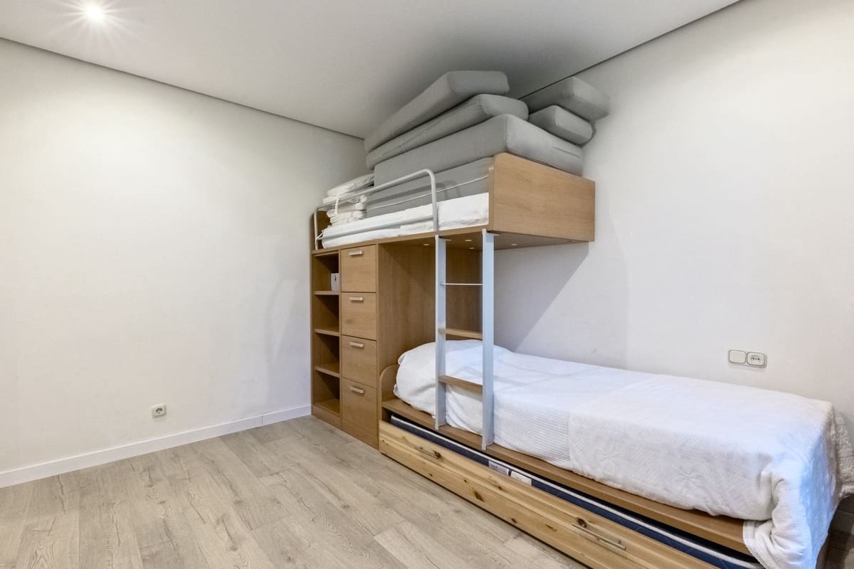 Appartement de 3 chambres de location de vacances à Las Chapas avec piscine garage - 2 000 € (Ref: 9733351)