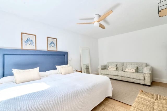 Casa de 2 habitaciones en Cancelada, Estepona en alquiler con piscina - 2.150 € (Ref: 9733352)