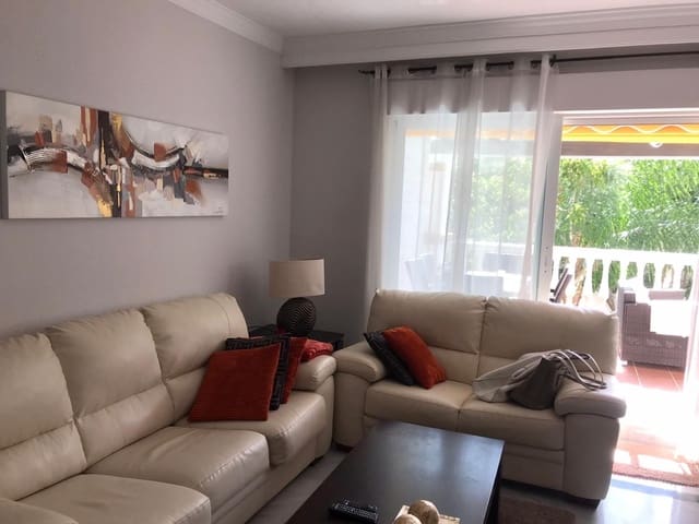 2 soveværelse Penthouse til leje i Nueva Andalucia, Marbella med swimmingpool garage - € 2.000 (Ref: 9733353)