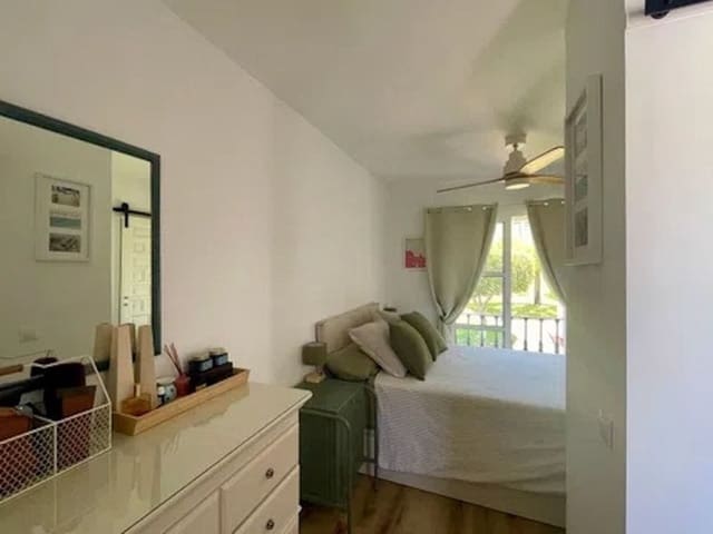 1 Zimmer Apartment zu vermieten in Estepona mit Pool Garage - 1.450 € (Ref: 9733362)