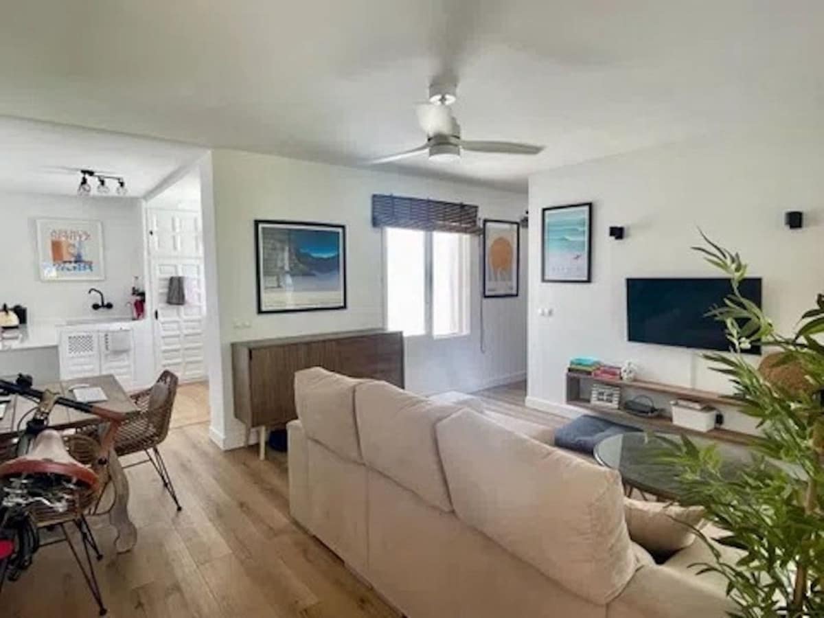 1 Zimmer Apartment zu vermieten in Estepona mit Pool Garage - 1.450 € (Ref: 9733362)