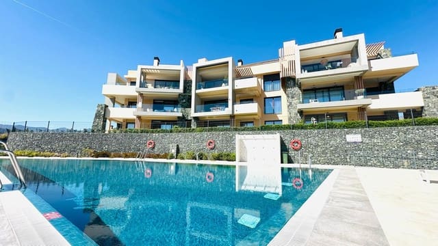 Apartamento de 4 habitaciones en La Quinta, Benahavís en venta con piscina garaje - 1.895.000 € (Ref: 9733364)