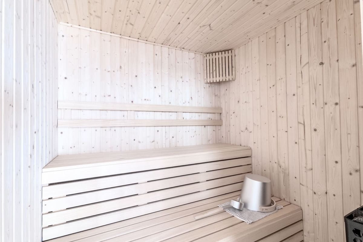 4 bedroom Villa for rent in Marbella with pool garage - € 26,000 (Ref: 9733366)