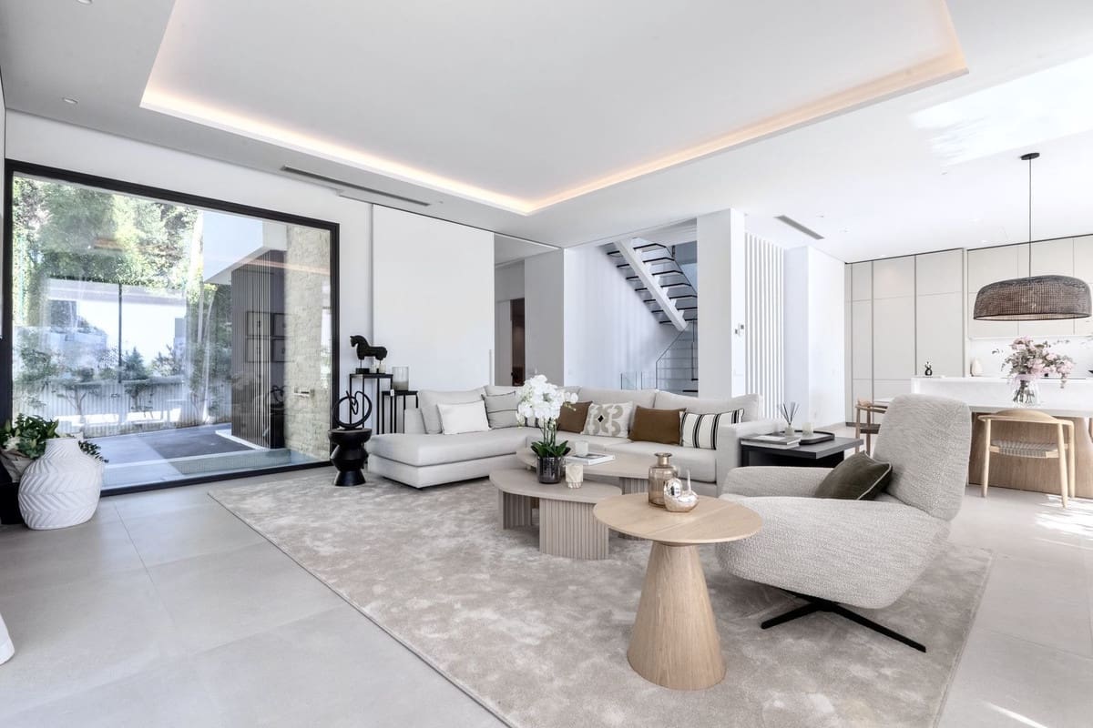 4 slaapkamer Villa te huur in Marbella met zwembad garage - € 28.000 (Ref: 9733366)