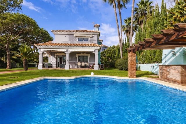 3 soverom Villa til salgs i Guadalmina, Marbella med svømmebasseng garasje - € 1 295 000 (Ref: 9737220)