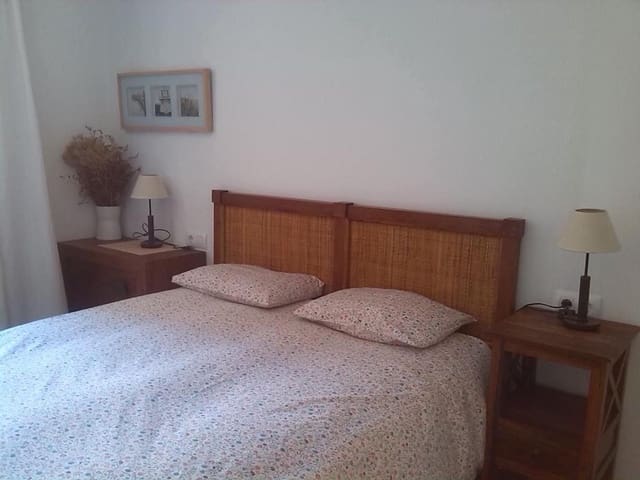 1 slaapkamer Appartement voor vakantieverhuur in Fuengirola met zwembad garage - € 1.000 (Ref: 9784540)