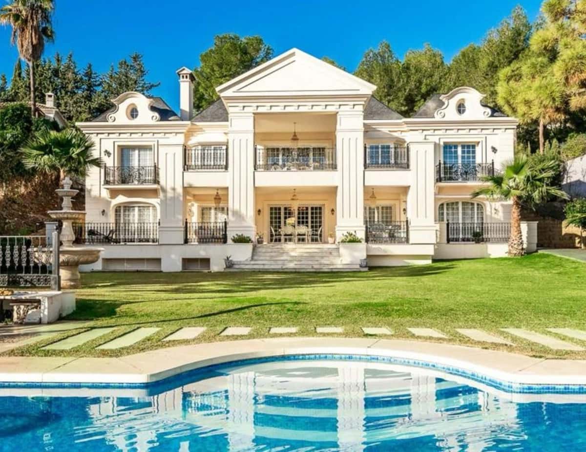 9 slaapkamer Villa te koop in Marbella met zwembad garage - € 9.900.000 (Ref: 9805922)