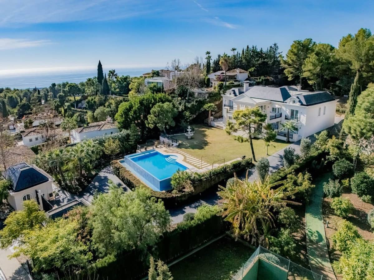 9 slaapkamer Villa te koop in Marbella met zwembad garage - € 9.900.000 (Ref: 9805922)