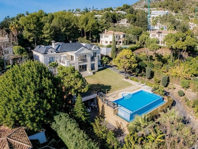 9 slaapkamer Villa te koop in Marbella met zwembad garage - € 9.900.000 (Ref: 9805922)