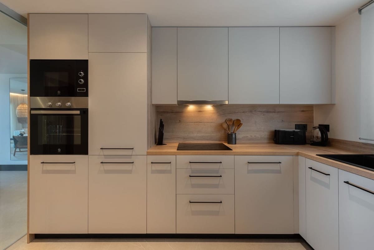 2 soveværelse Lejlighed til leje i Nueva Andalucia med swimmingpool garage - € 4.000 (Ref: 9807534)