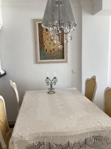 3 Zimmer Apartment zu vermieten in Estepona mit Pool Garage - 2.800 € (Ref: 9810850)