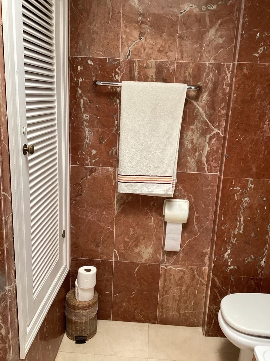 3 Zimmer Apartment zu vermieten in Estepona mit Pool Garage - 2.800 € (Ref: 9810850)