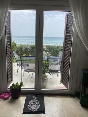 3 Zimmer Apartment zu vermieten in Estepona mit Pool Garage - 2.800 € (Ref: 9810850)