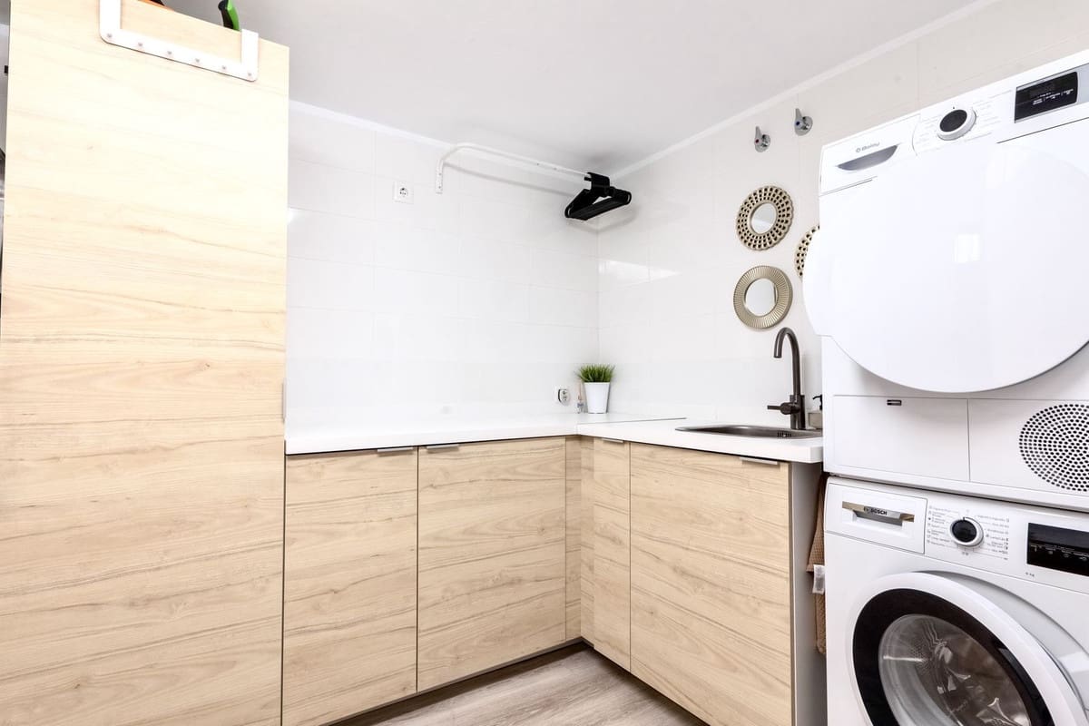 4 Zimmer Ferienhaus in Riviera del Sol mit Pool Garage - 1.750 € (Ref: 9813538)