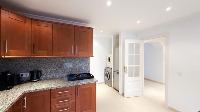 Casa de 3 habitaciones en Málaga ciudad en venta con piscina garaje - 895.000 € (Ref: 9815218)