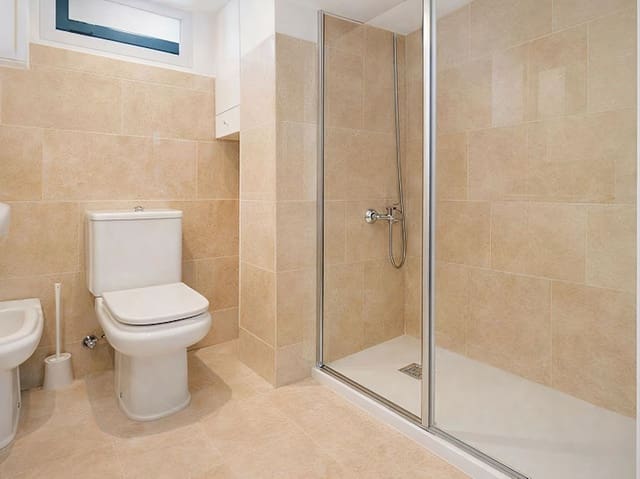 3 sypialnia Apartament na kwatery wakacyjne w San Pedro de Alcantara, Marbella z basenem garażem - 1 750 € (Ref: 9815219)