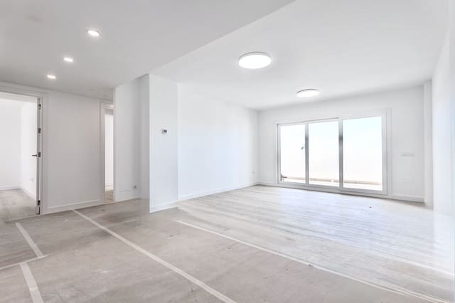 3 Zimmer Apartment zu vermieten in Nueva Andalucia, Marbella mit Pool Garage - 2.700 € (Ref: 9816772)