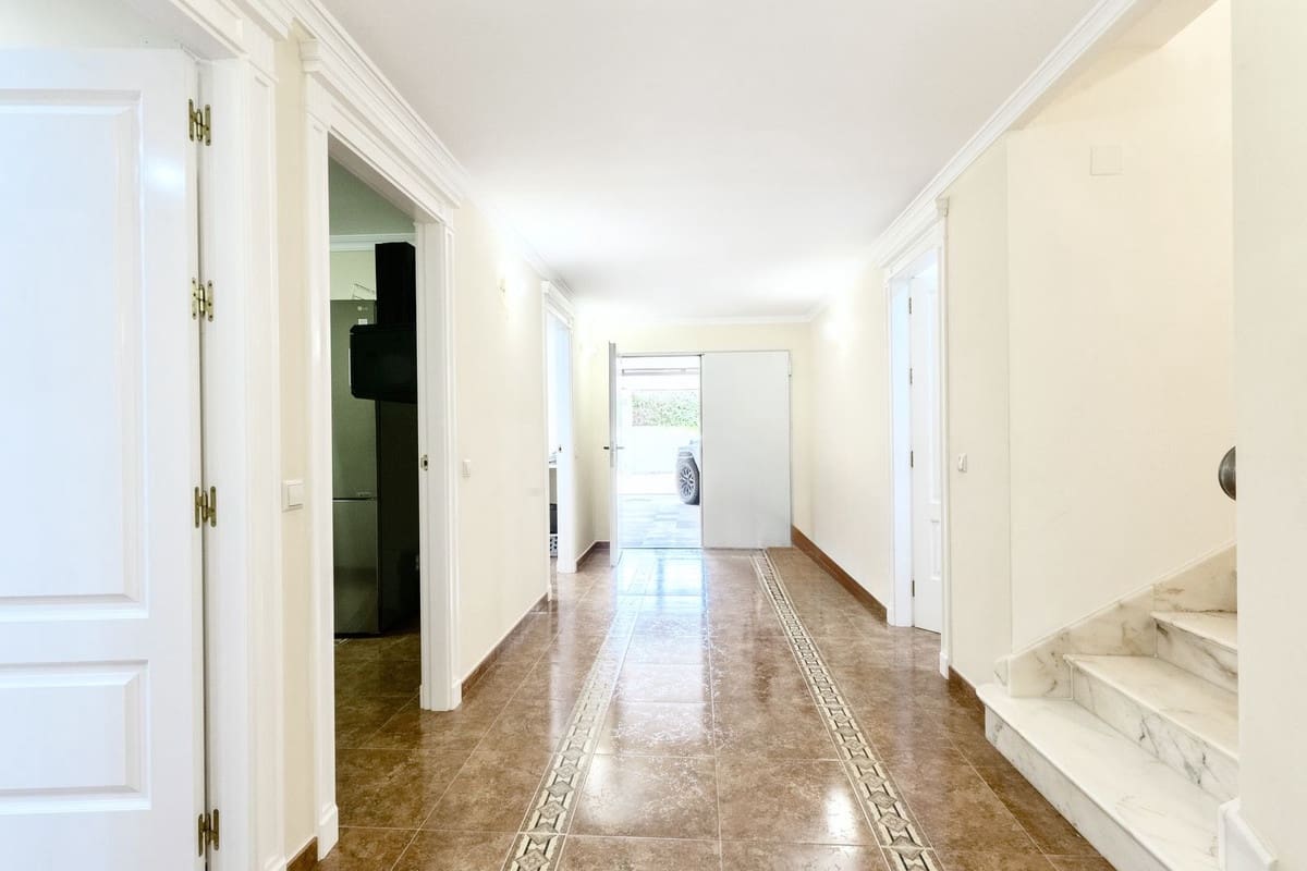 6 camera da letto Villa in vendita in Marbella con piscina garage - 3.290.000 € (Rif: 9816826)